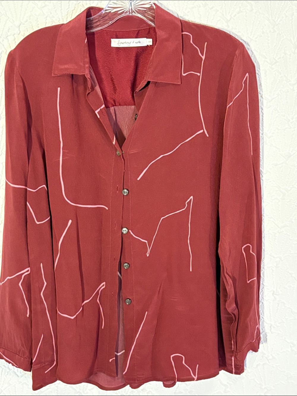 Symphony + note Rust Red Button-Down Shirt with Pale Pink Line Print